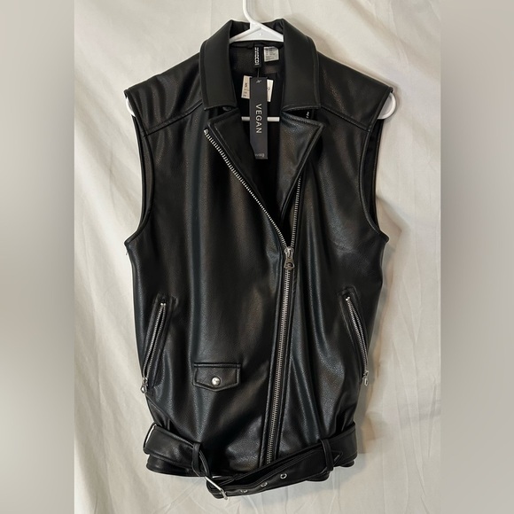 MOTO VEST - Picture 3 of 14